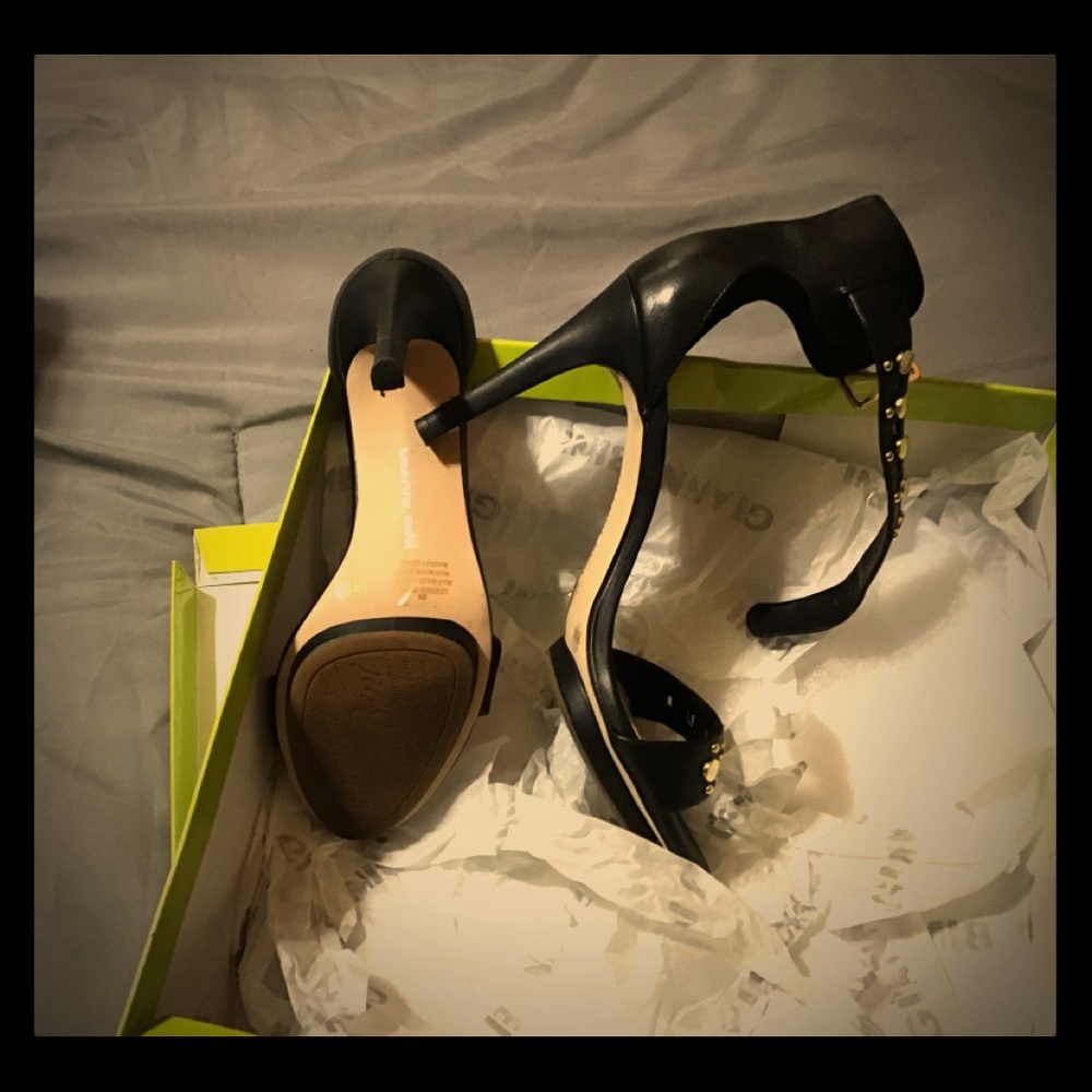 Women shoe